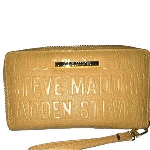 Steve Madden Large Zip Around Clutch/Wristlet/Wallet